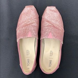 Women’s Pink Glitter Classic Toms